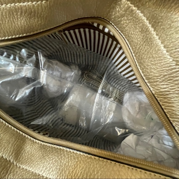 Ruby Collection Large Bag with Wallet & long strap Gold with Gold hardware. - Picture 9 of 16